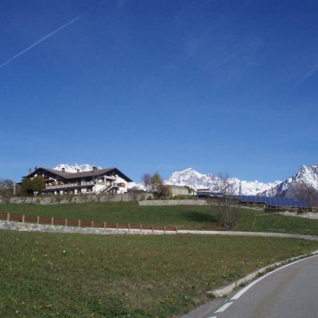 Agriturismo Plan D'Avie أَويستا المظهر الخارجي الصورة